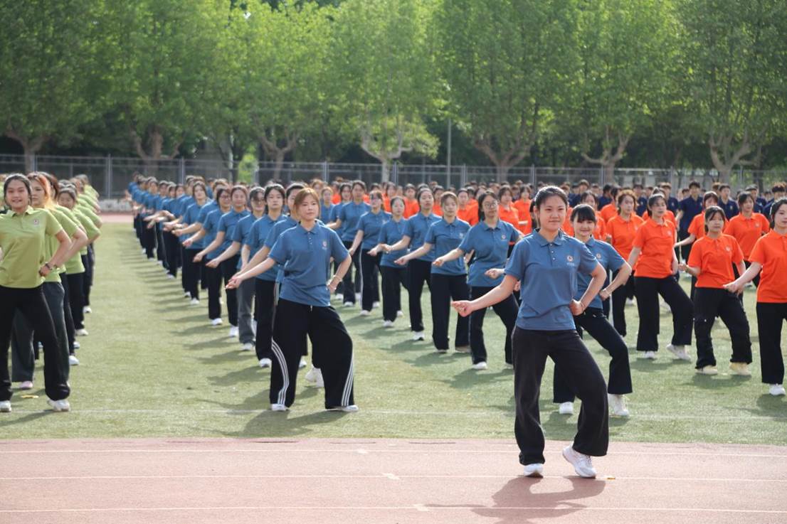 4fdcdf104facc420fe57e79b263482e