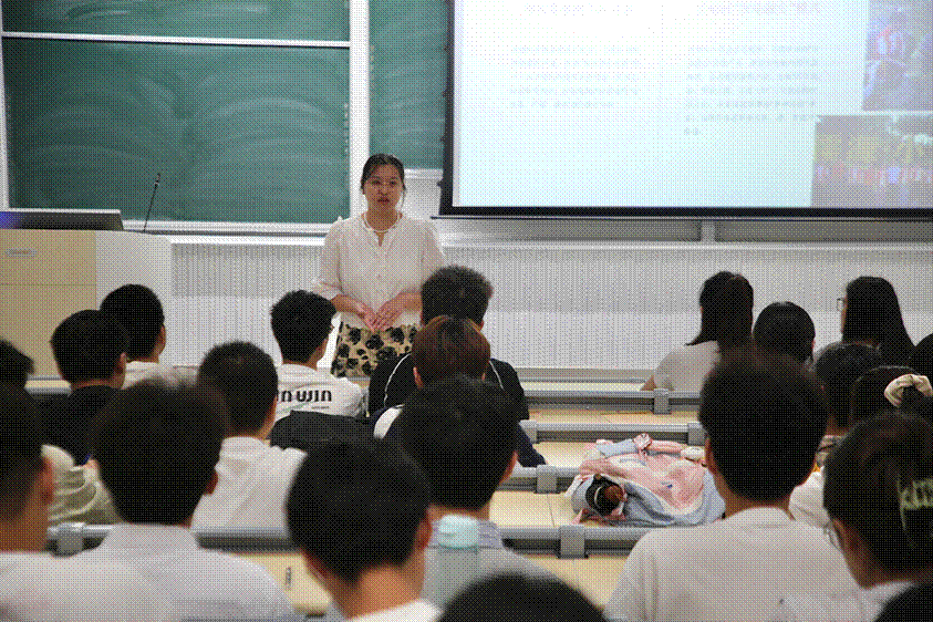 2025-09-19 16:06:30.869000 2025-09-19 16:06:30.869000